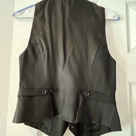 3 piece Ann Taylor pin stripe suit - Picture 4 of 5